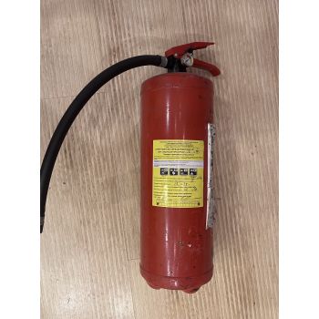 Огнетушитель порошковый ОП-5